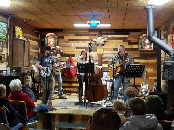 75341046_2726037747453168_5723114767405547520_o